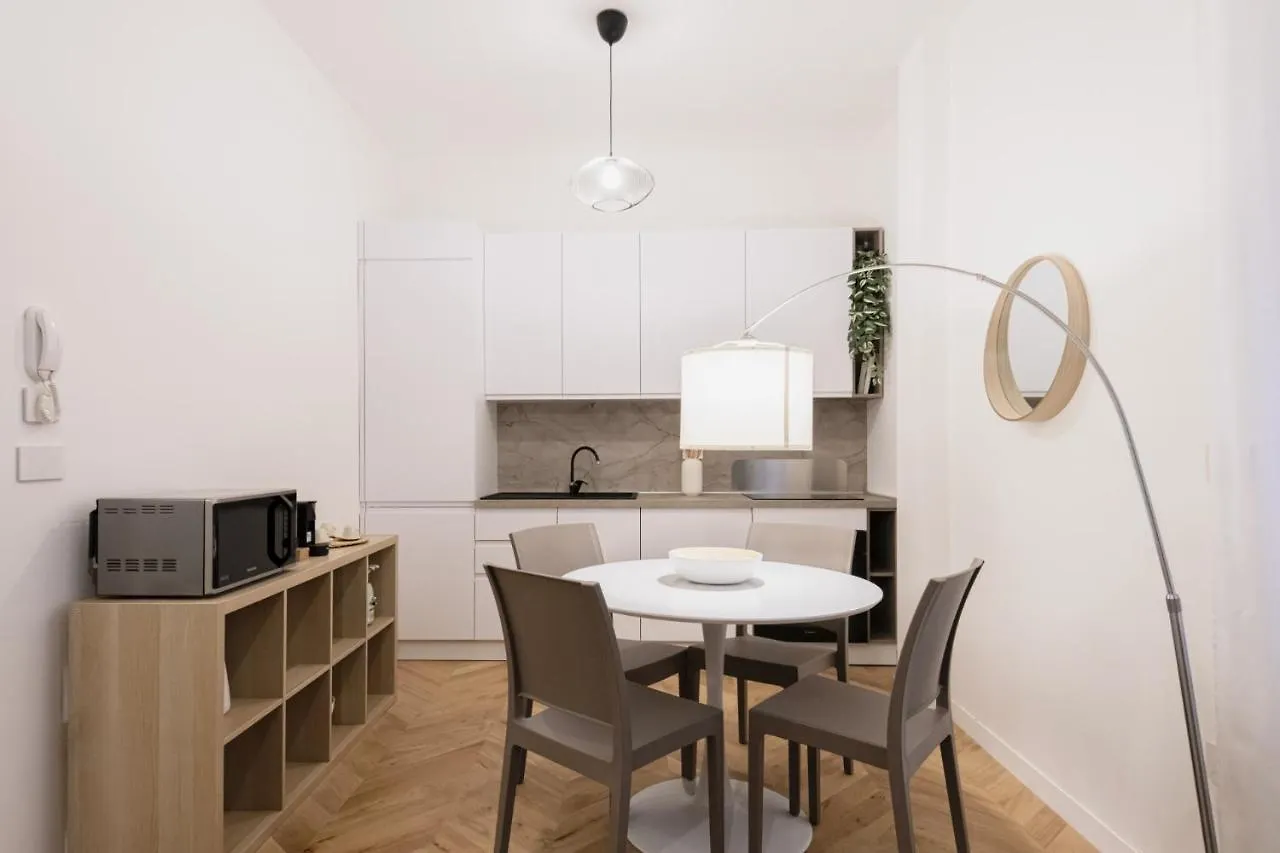 Easylife - Oasi Di Stile A 10Min Dal Duomo Apartment Milan Italy