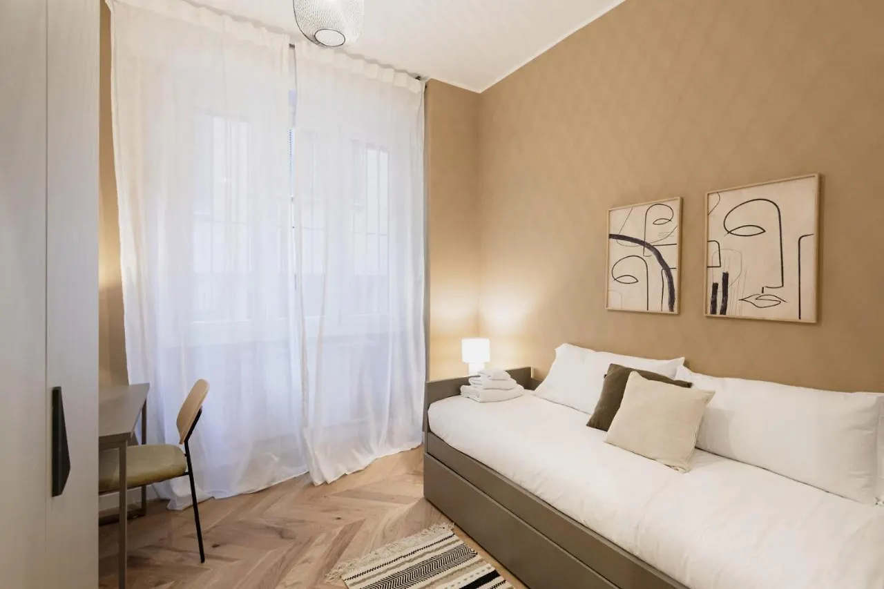 Easylife - Oasi Di Stile A 10Min Dal Duomo Daire Milano 0*,